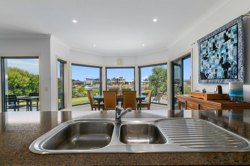 Photo - 79 Wentworth Parade, Hindmarsh Island SA 5214 - Image 9