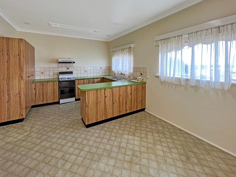 Photo - 79 Wylie Crescent, Middleton Beach WA 6330 - Image 5