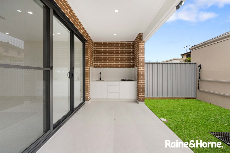 Photo - 79 Wyong Street, Canley Heights NSW 2166 - Image 9