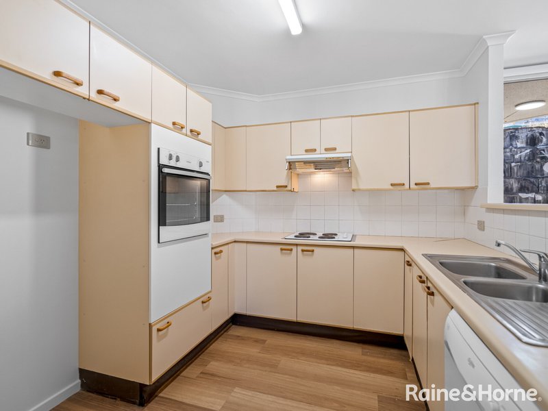 Photo - 7/91-95 John Whiteway Drive, Gosford NSW 2250 - Image 3