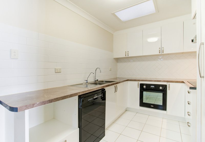 Photo - 7/92-94 Mount Cotton Road, Capalaba QLD 4157 - Image 6