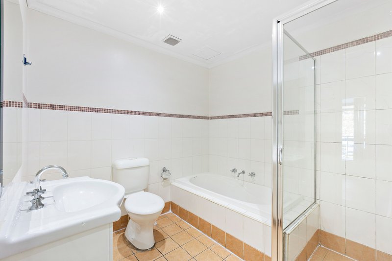 Photo - 79/21-29 Third Avenue, Blacktown NSW 2148 - Image 5