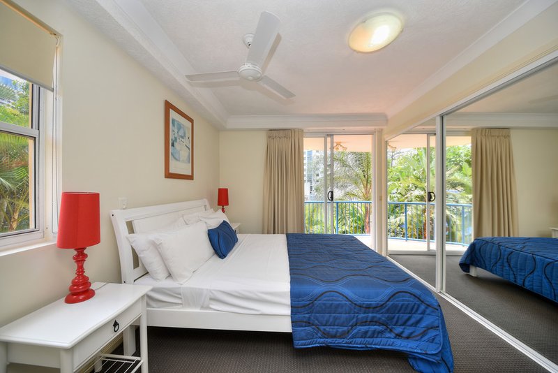 Photo - 7/93 Old Burleigh Road, Broadbeach QLD 4218 - Image 6