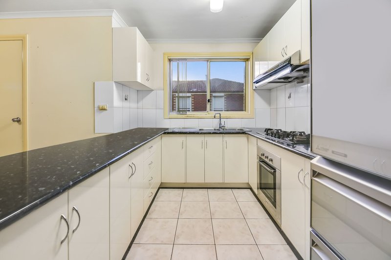 Photo - 7/94-96 Harold Road, Springvale South VIC 3172 - Image 5