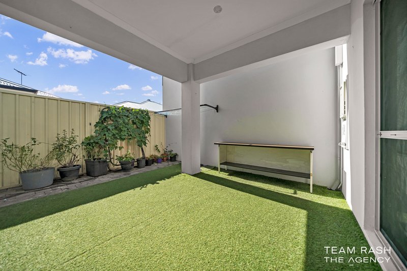 Photo - 79A Curlington Crescent, Balga WA 6061 - Image 13