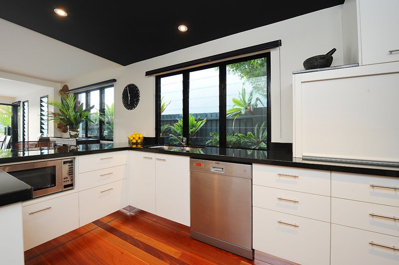 Photo - 7a Admirals Court, Mooloolaba QLD 4557 - Image 5