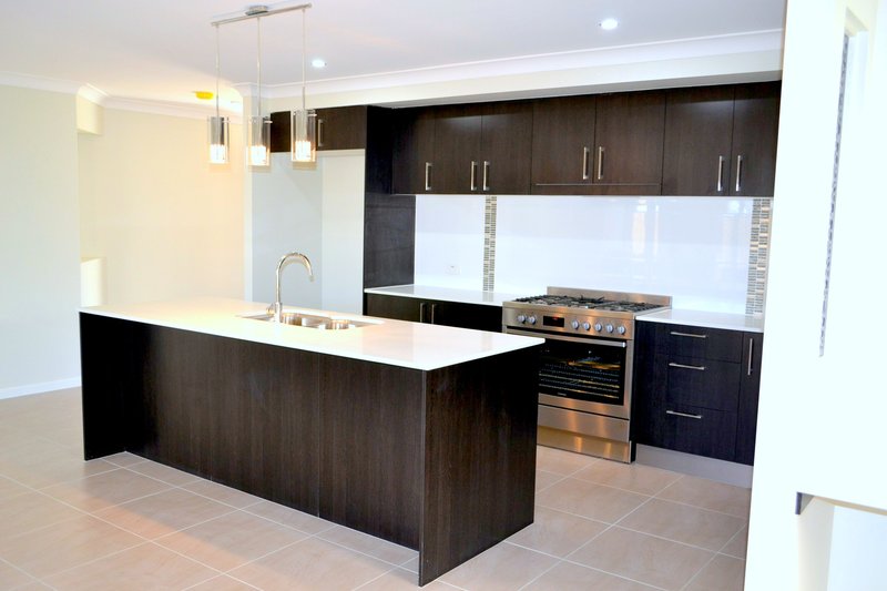 Photo - 7a Barrams Road, South Ripley QLD 4306 - Image 2