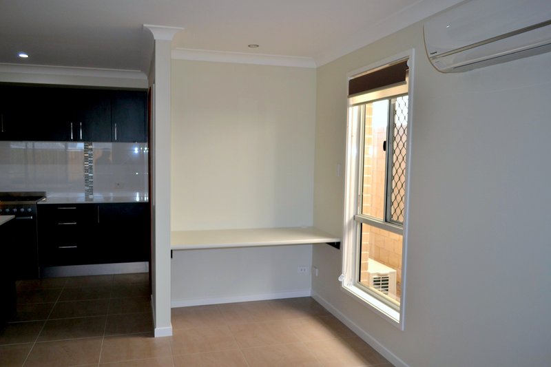 Photo - 7a Barrams Road, South Ripley QLD 4306 - Image 9