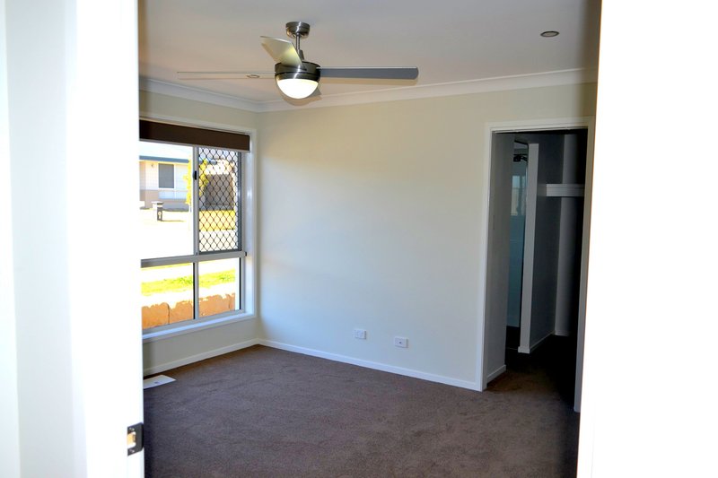 Photo - 7a Barrams Road, South Ripley QLD 4306 - Image 11