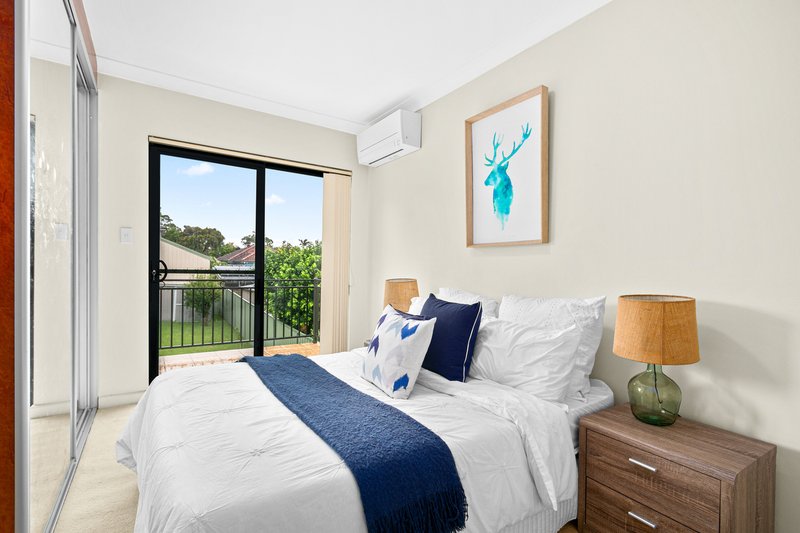 Photo - 7A Barry Avenue, Mortdale NSW 2223 - Image 7