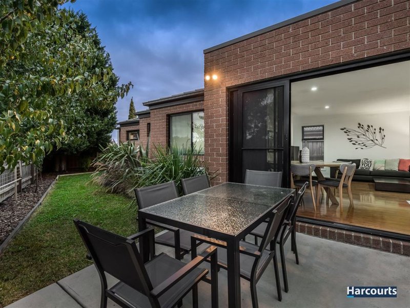 Photo - 7A Bryson Court, Endeavour Hills VIC 3802 - Image 9