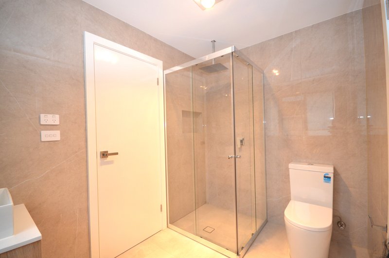 Photo - 7A Clayton Place, Girraween NSW 2145 - Image 7