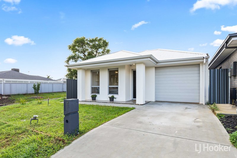Photo - 7A Coolibah Avenue, Craigmore SA 5114 - Image 1