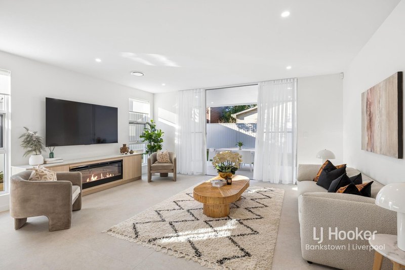 Photo - 7A Dernancourt Parade, Milperra NSW 2214 - Image 7