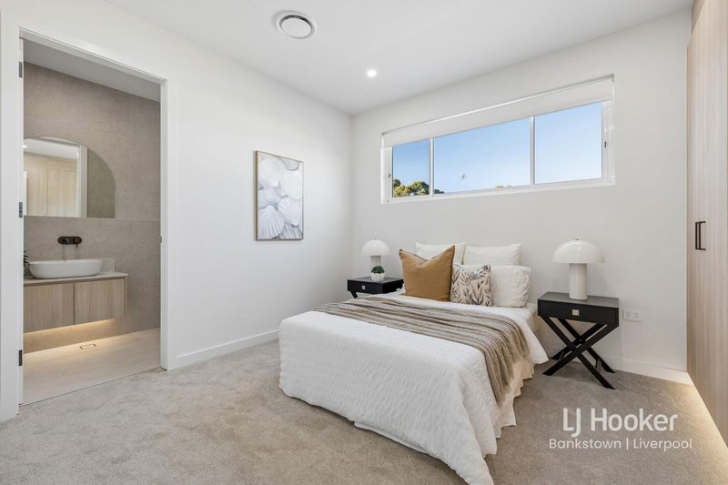 Photo - 7A Dernancourt Parade, Milperra NSW 2214 - Image 11