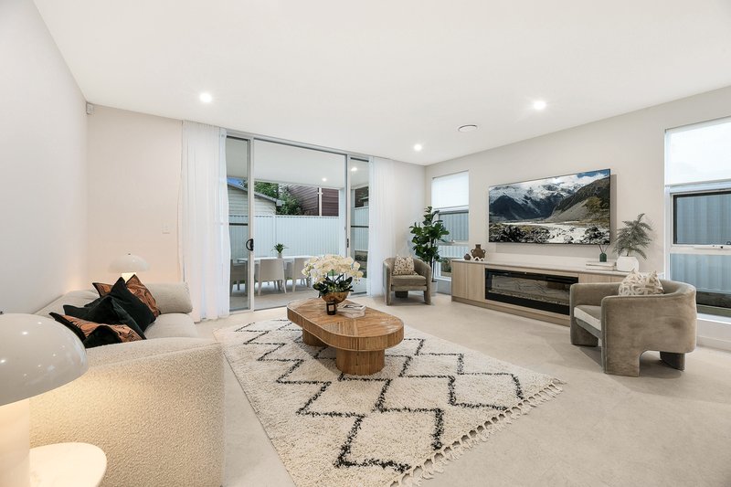 Photo - 7A Dernancourt Parade, Milperra NSW 2214 - Image 2