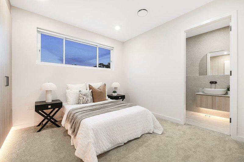 Photo - 7A Dernancourt Parade, Milperra NSW 2214 - Image 7