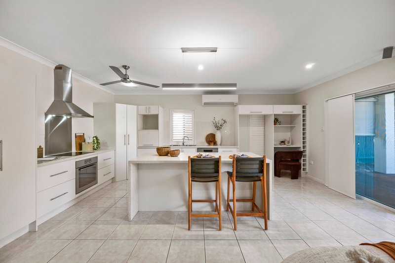 Photo - 7A Edwards Street, West End QLD 4810 - Image 3