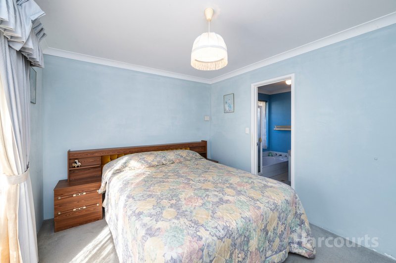 Photo - 7a Gould Place, Marangaroo WA 6064 - Image 16