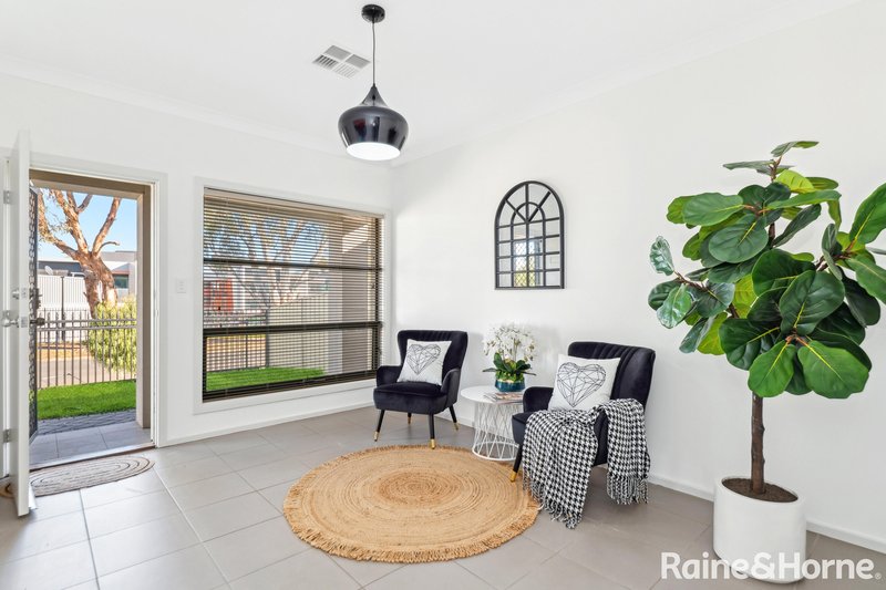 Photo - 7A Grantley Avenue, Rostrevor SA 5073 - Image 4