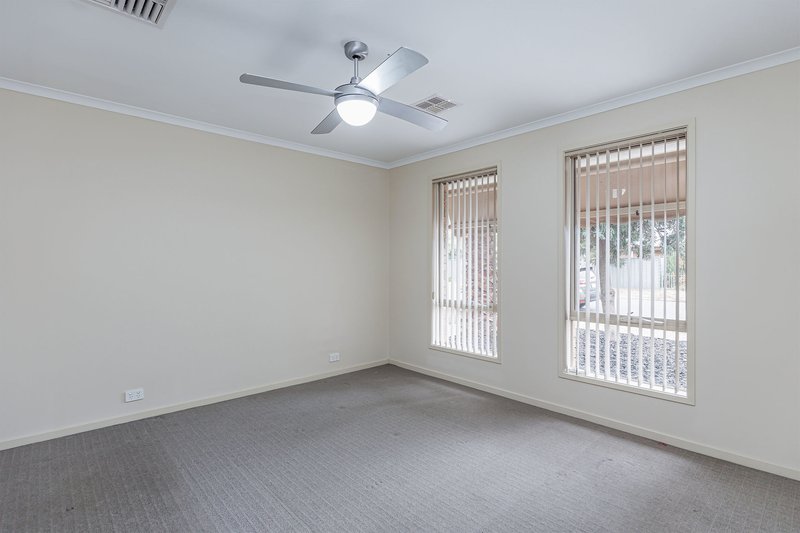 Photo - 7A Harcourt Terrace, Salisbury North SA 5108 - Image 3