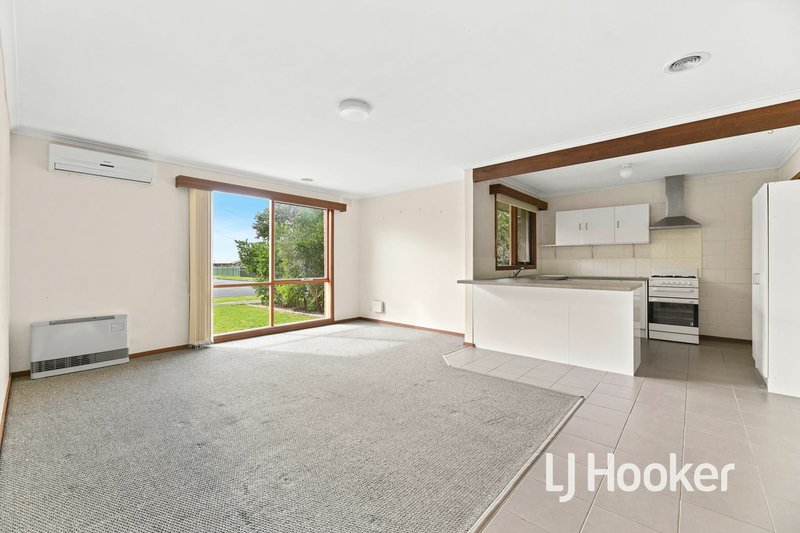 Photo - 7A Henry Street, Pakenham VIC 3810 - Image 2