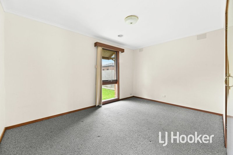 Photo - 7A Henry Street, Pakenham VIC 3810 - Image 4