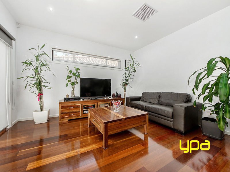 Photo - 7A Jo-Anne Place, Kings Park VIC 3021 - Image 2