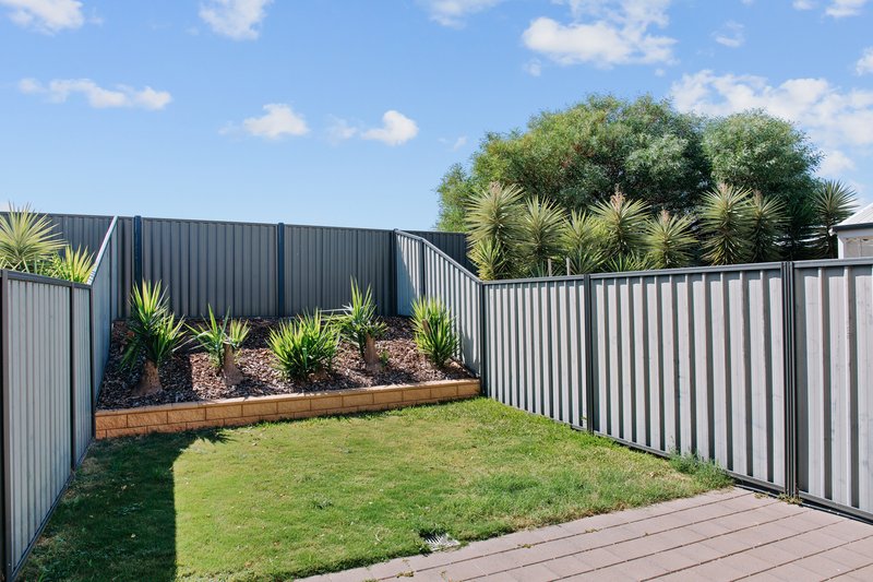 Photo - 7A Lucia Place, Mawson Lakes SA 5095 - Image 15