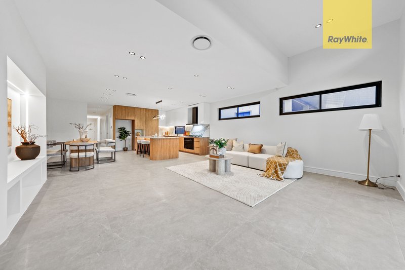 Photo - 7A Pindari Crescent, South Wentworthville NSW 2145 - Image 10