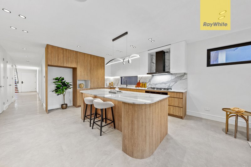 Photo - 7A Pindari Crescent, South Wentworthville NSW 2145 - Image 12