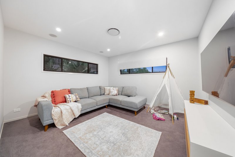 Photo - 7A River Vista Crescent, Murrumba Downs QLD 4503 - Image 18