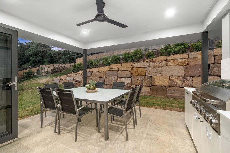 Photo - 7A River Vista Crescent, Murrumba Downs QLD 4503 - Image 24