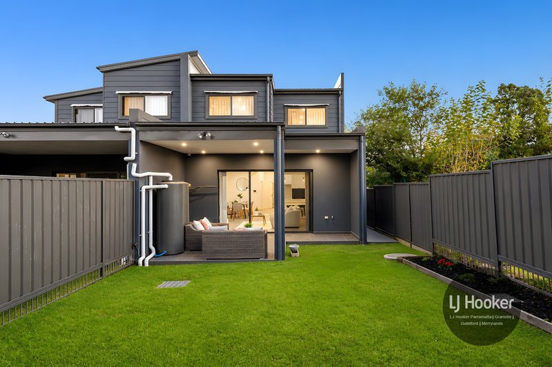 Photo - 7a Robyn Street, Woodpark NSW 2164 - Image 10