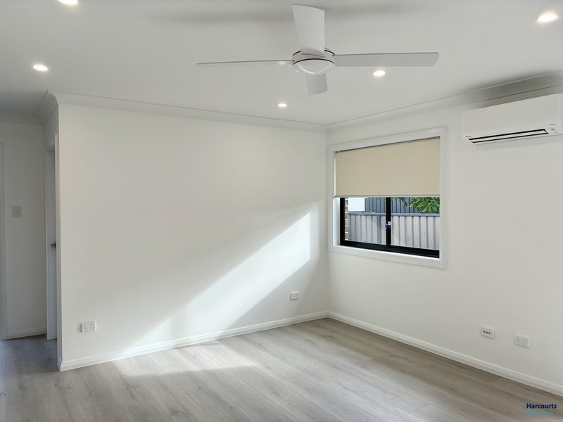Photo - 7A Summer Hill Place, St Clair NSW 2759 - Image 2