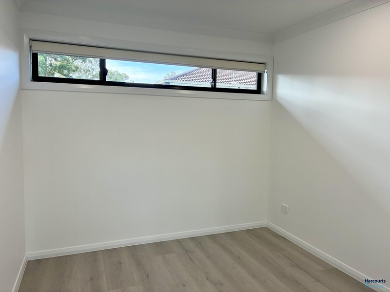 Photo - 7A Summer Hill Place, St Clair NSW 2759 - Image 8