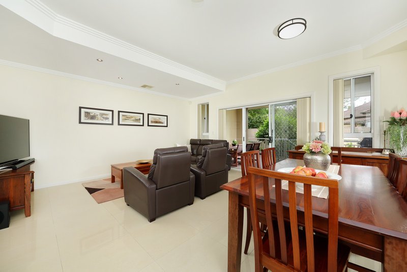 Photo - 7A Tournay Street, Peakhurst NSW 2210 - Image 4