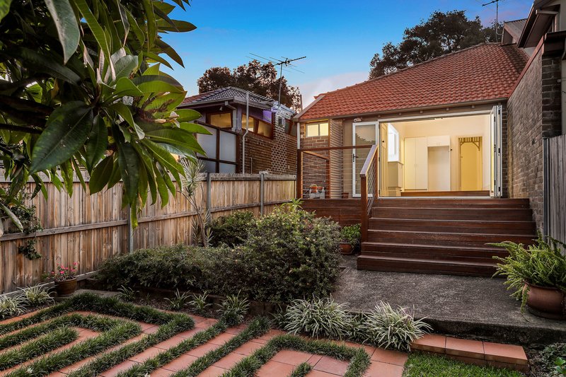 7A Windsor Road, Dulwich Hill NSW 2203