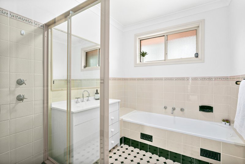 Photo - 7b Carrington Avenue, Mortdale NSW 2223 - Image 6