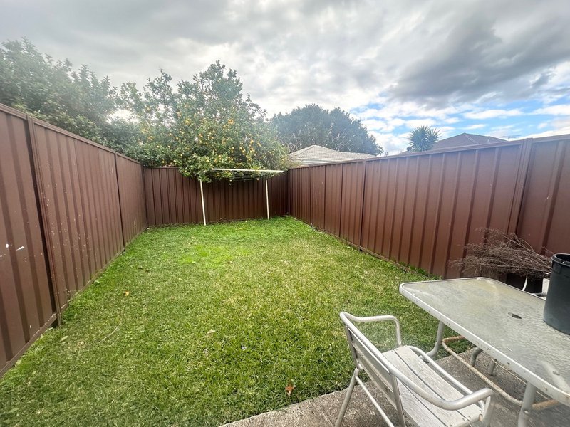 Photo - 7b Coghlan Crescent, Doonside NSW 2767 - Image 5