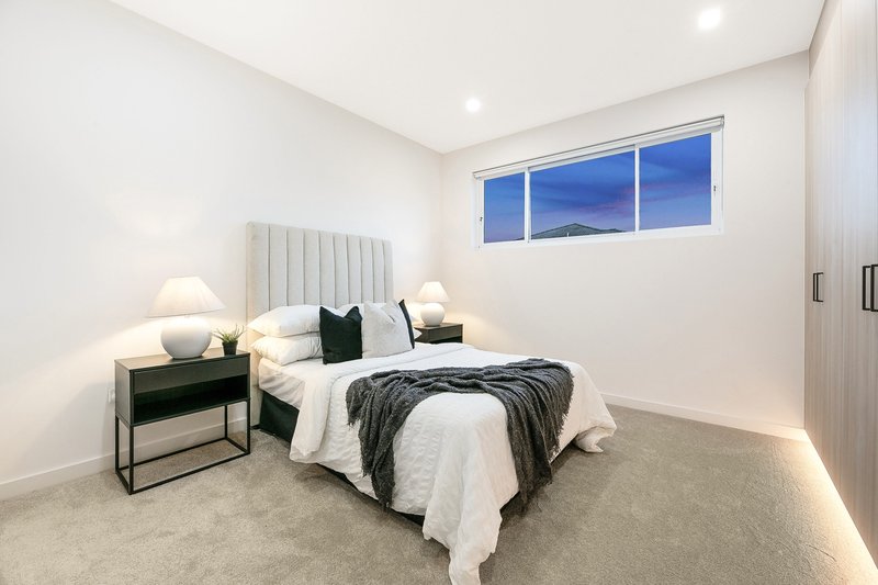 Photo - 7B Dernancourt Parade, Milperra NSW 2214 - Image 6