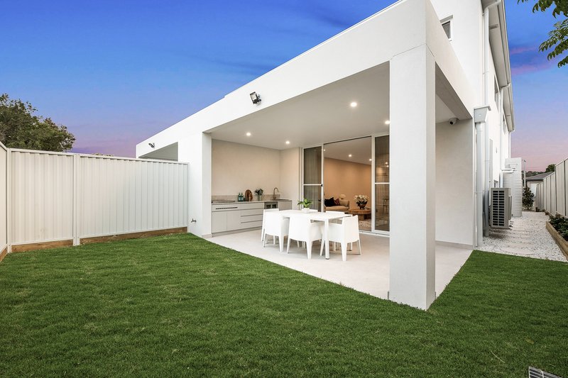 Photo - 7B Dernancourt Parade, Milperra NSW 2214 - Image 9