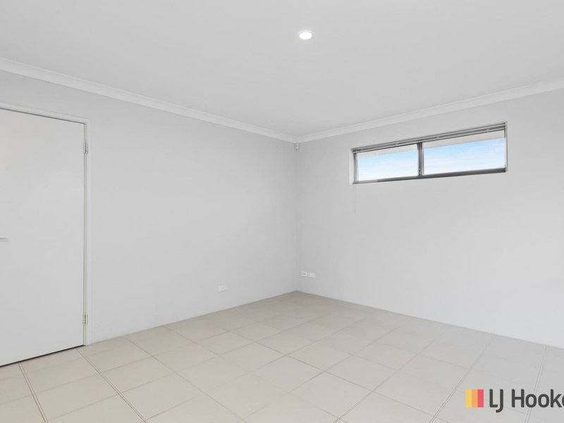 Photo - 7b Fallon Place, Seville Grove WA 6112 - Image 9