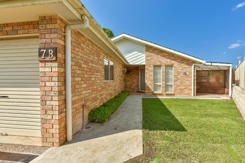 Photo - 7B Freshwater Close, Woodbine NSW 2560 - Image 1