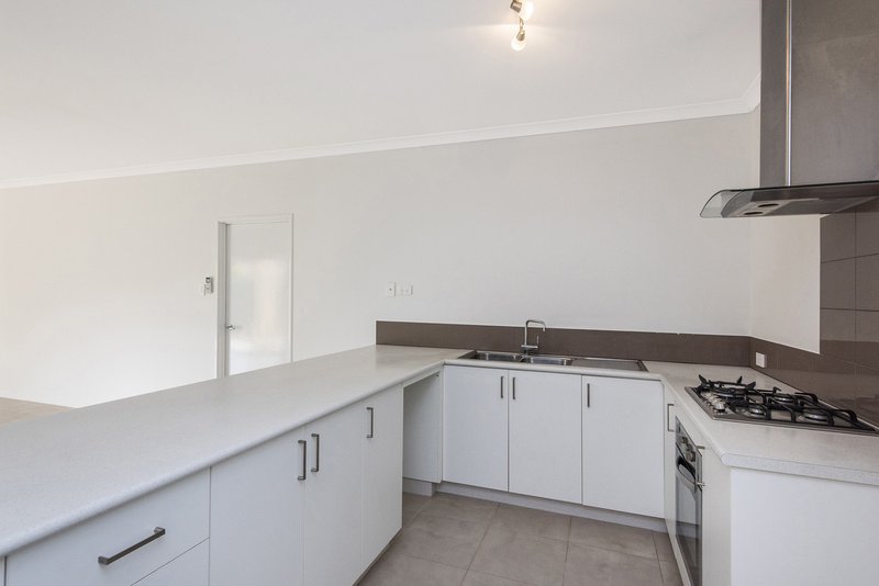 Photo - 7B Hartfield Road, Forrestfield WA 6058 - Image 7