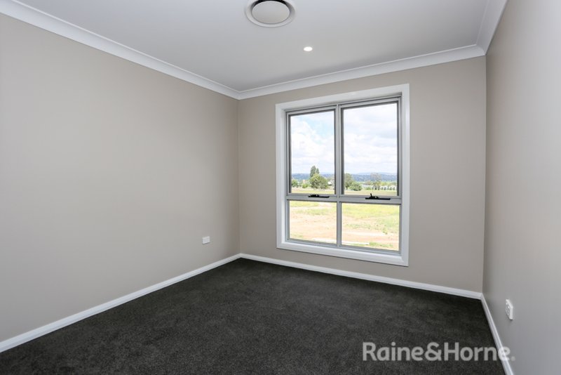 Photo - 7B Ignatius Place, Kelso NSW 2795 - Image 18