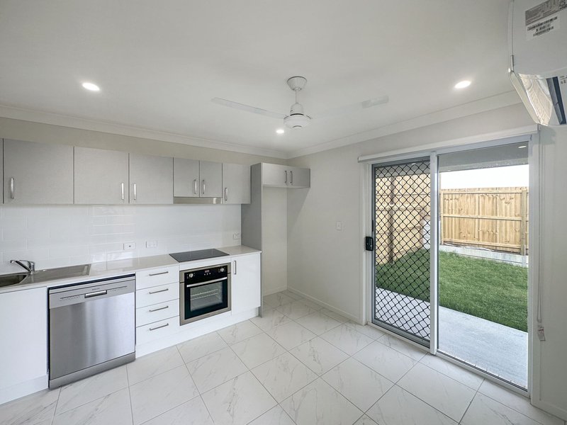 Photo - 7B Mcclune Street, Logan Reserve QLD 4133 - Image 2