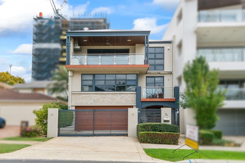 Photo - 7B Moreau Mews, Applecross WA 6153 - Image 1