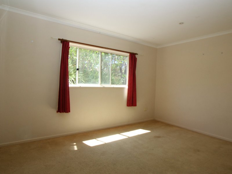 Photo - 7B Warrambool Road, Ocean Shores NSW 2483 - Image 5