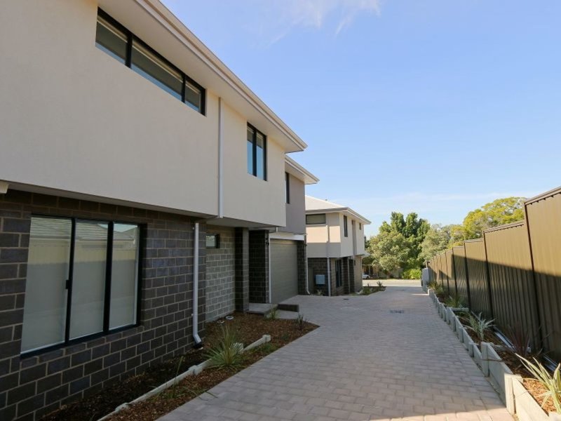 Photo - 7B Wyndham Street, St James WA 6102 - Image 13